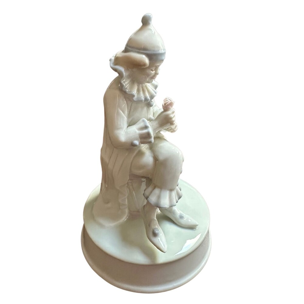 f218 Vintage Arnart 1986 Musical Box Porcelain Harlequin